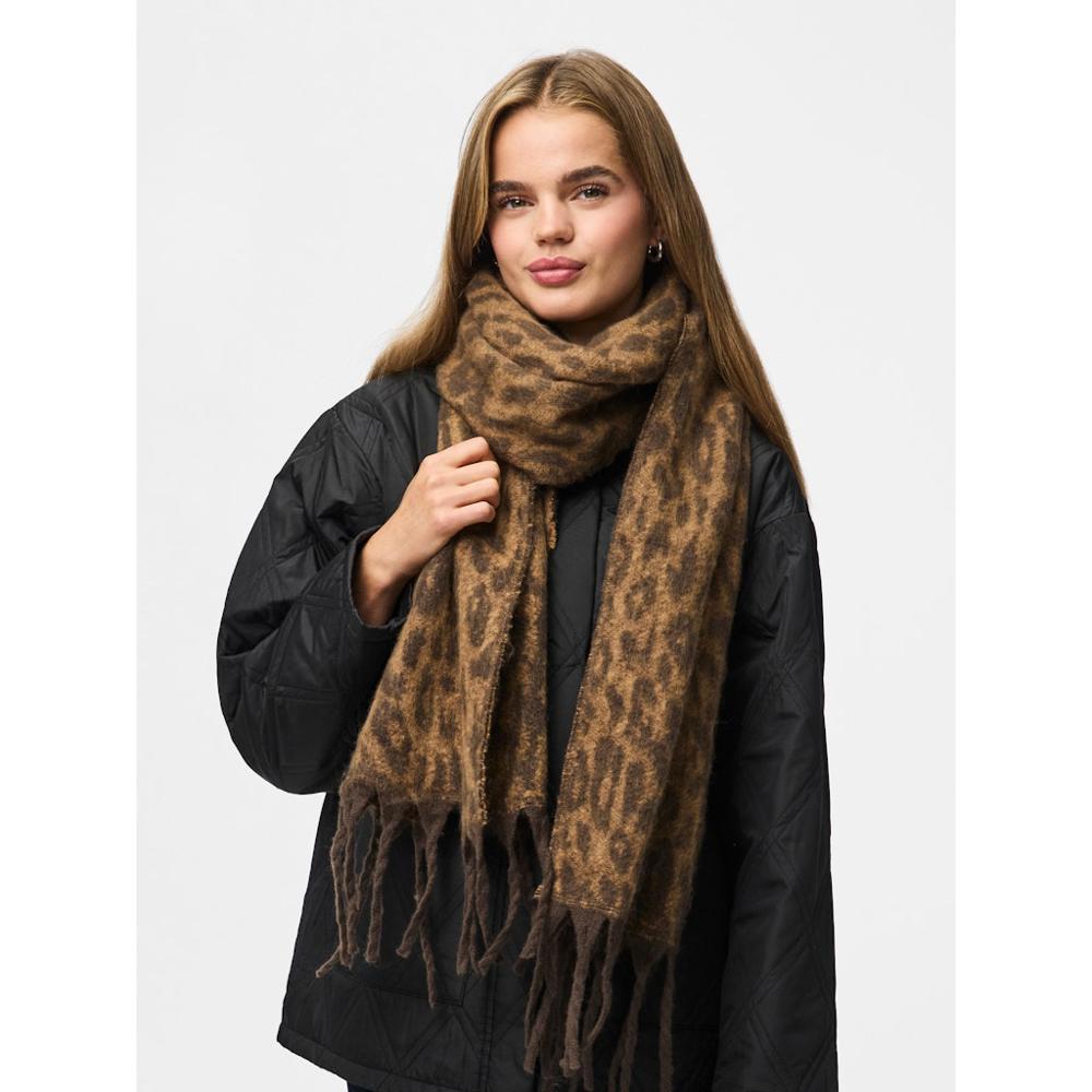 Pieces Naya Oversized Scarf